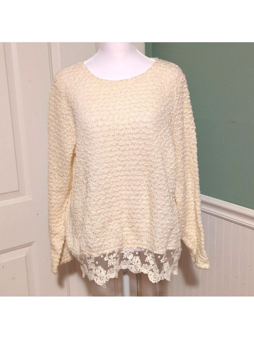 Forever 21 Exclusive Cream Lace Waistline Sweater Fall Spring Large